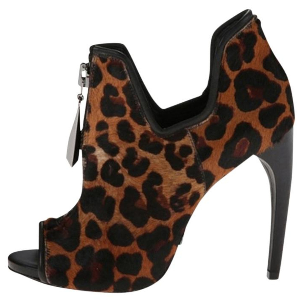 NIB Schutz Leopard peep toe heeled booties, size 8 - Picture 1 of 8